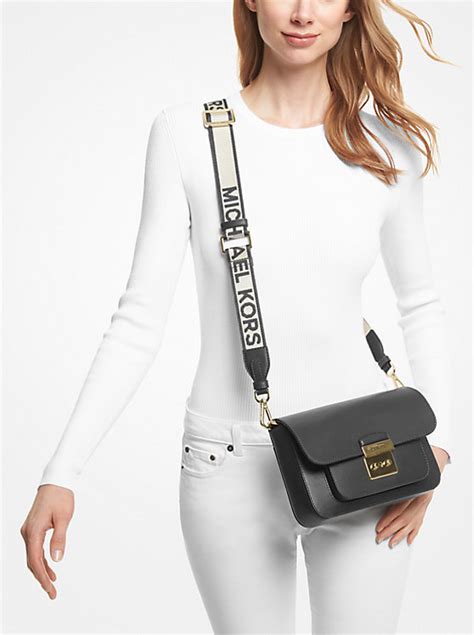 michael kors sloan mit niete|Michael Kors sloan editor bag.